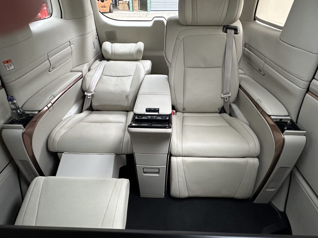 Lexus LM Signature private jet