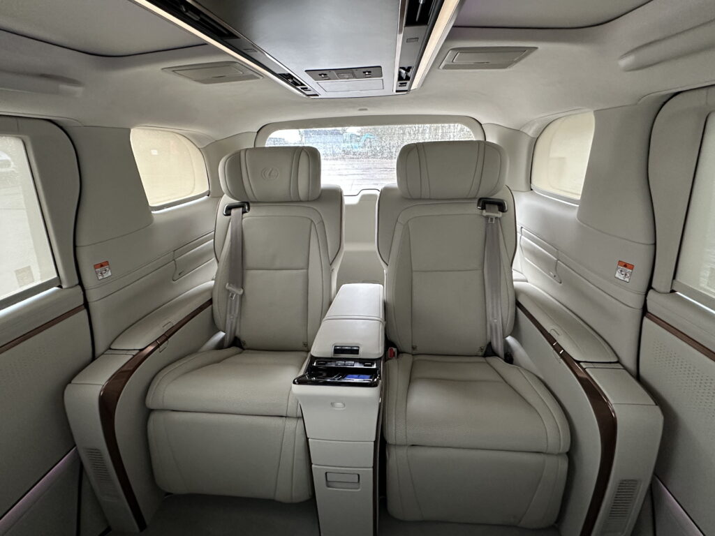 VIP Lexus Signature chauffeur hire London