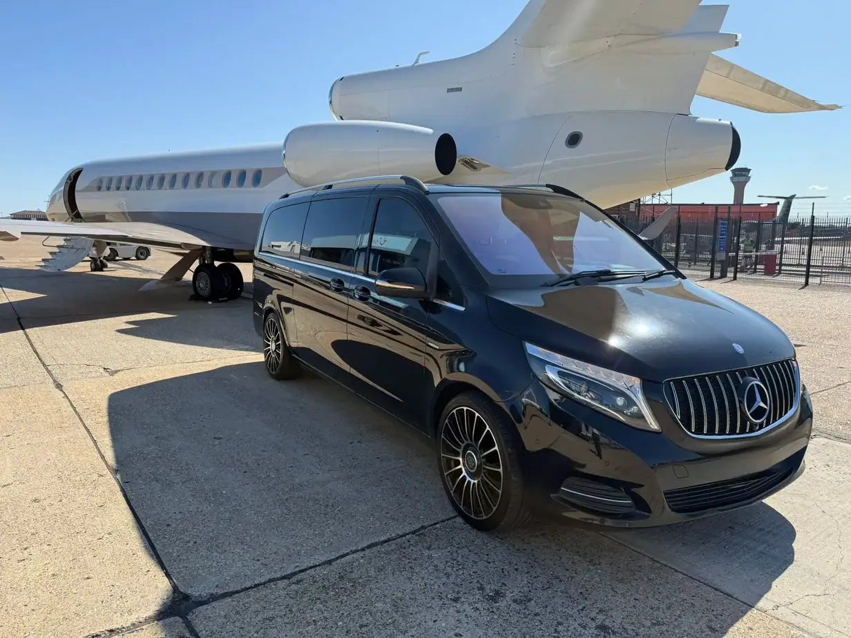 VIP driven landjet chauffeur hire